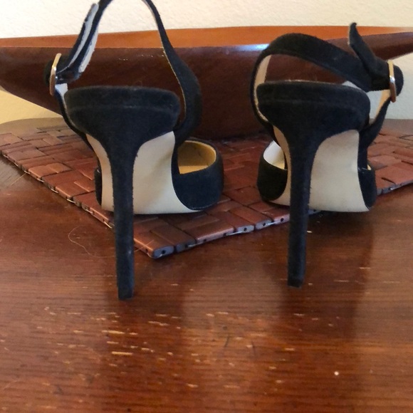 Back 4” sling back heels - Picture 4 of 6